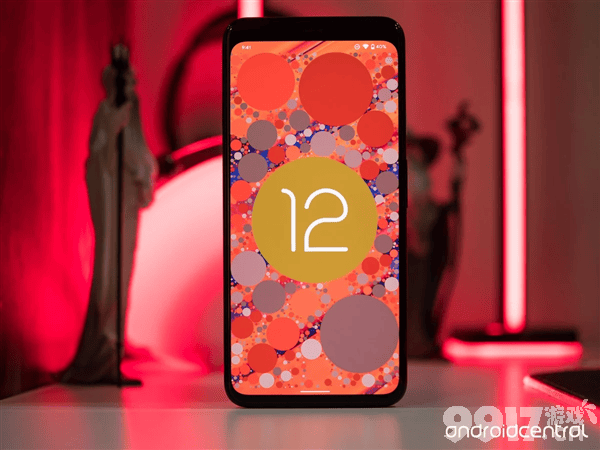 安卓12曝新Bug：新主题让游戏崩溃，你的手机还能玩游戏吗？